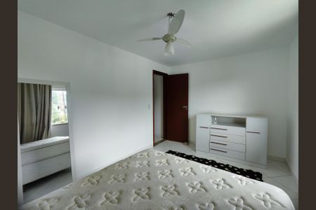 Casa de condomínio à venda com 320m², 4 quartos e 1 vagaSuíte 3