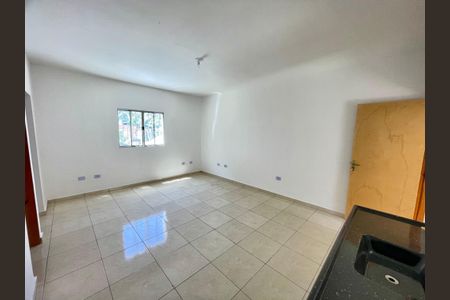 Sala cozinha de kitnet/studio para alugar com 1 quarto, 50m² em Vila Sao Rafael, Guarulhos