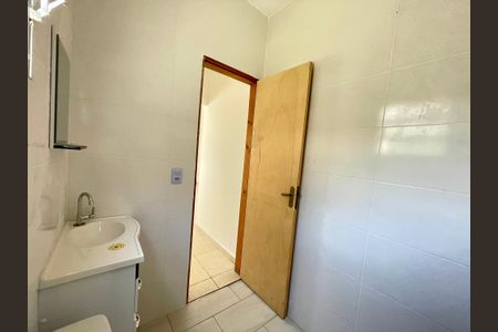 Banheiro de kitnet/studio para alugar com 1 quarto, 50m² em Vila Sao Rafael, Guarulhos