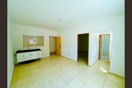 Sala / Cozinha de kitnet/studio para alugar com 1 quarto, 50m² em Vila Sao Rafael, Guarulhos