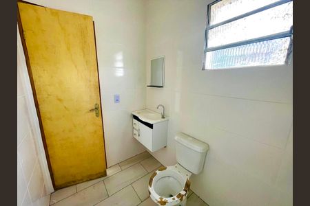 Banheiro de casa para alugar com 1 quarto, 50m² em Vila Sao Rafael, Guarulhos