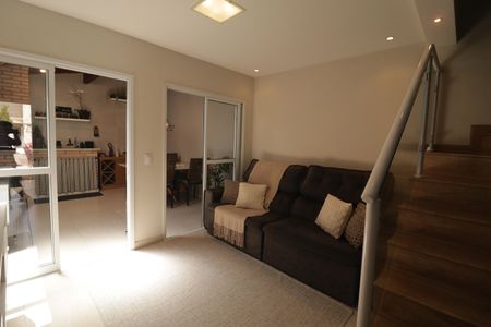 Sala de casa de condomínio à venda com 2 quartos, 80m² em Jardim Colonia, Jundiaí