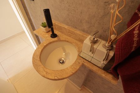 Casa de condomínio à venda com 80m², 2 quartos e sem vagaLavabo