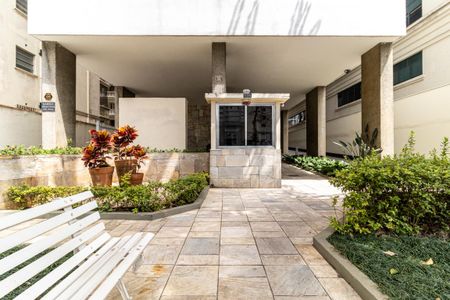 Apartamento para alugar com 217m², 3 quartos e 2 vagasPortaria