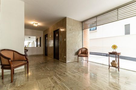 Apartamento para alugar com 217m², 3 quartos e 2 vagasHall Social