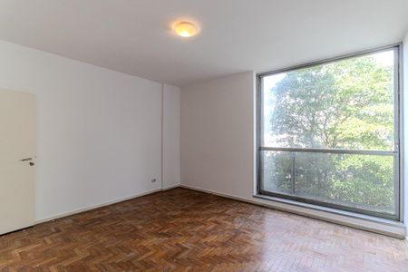 Apartamento para alugar com 217m², 3 quartos e 2 vagasSuíte