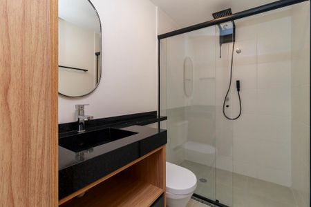 Studio para alugar com 26m², 0 quarto e sem vaga Studio para alugar com 26m², 0 quarto e sem vagaBanheiro