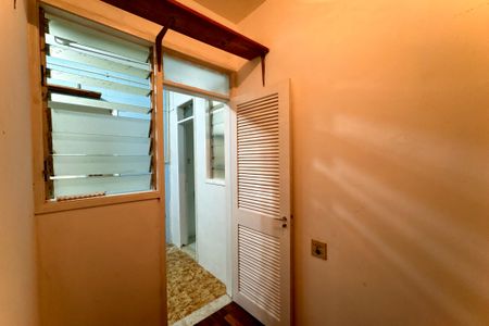 Apartamento para alugar com 300m², 3 quartos e 3 vagas