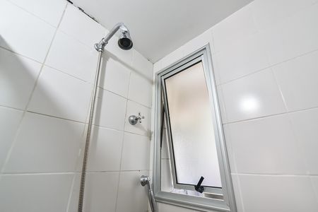 Apartamento à venda com 65m², 3 quartos e 2 vagas Apartamento à venda com 65m², 3 quartos e 2 vagasBanheiro social