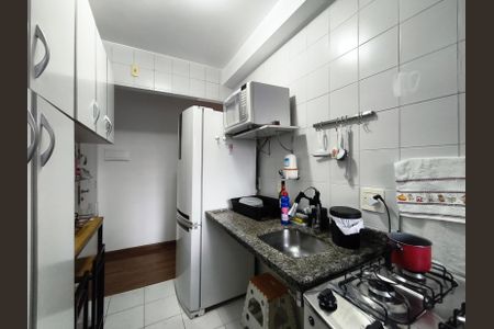 Apartamento à venda com 65m², 3 quartos e 2 vagasCozinha