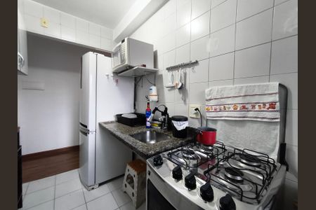 Apartamento à venda com 65m², 3 quartos e 2 vagasCozinha