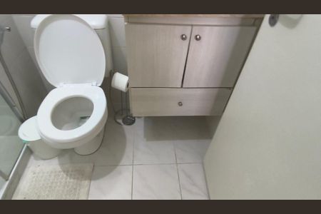 Apartamento à venda com 65m², 3 quartos e 2 vagasBanheiro da Suíte