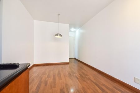Apartamento à venda com 65m², 3 quartos e 2 vagas Apartamento à venda com 65m², 3 quartos e 2 vagasSala