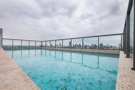 Studio para alugar com 33m², 1 quarto e sem vagaPiscina