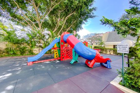 Apartamento para alugar com 70m², 3 quartos e 1 vagaÁrea comum - Playground