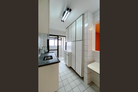 Apartamento para alugar com 70m², 3 quartos e 1 vaga Apartamento para alugar com 70m², 3 quartos e 1 vagaCozinha