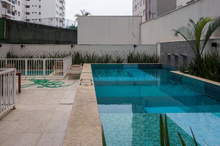 Apartamento para alugar com 34m², 2 quartos e 1 vaga Apartamento para alugar com 34m², 2 quartos e 1 vagaÁrea comum - Piscina