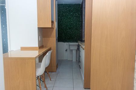 Apartamento para alugar com 34m², 2 quartos e 1 vaga Apartamento para alugar com 34m², 2 quartos e 1 vagaCozinha e Área de Serviço
