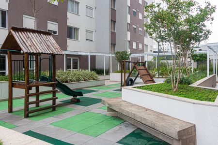 Apartamento para alugar com 34m², 2 quartos e 1 vaga Apartamento para alugar com 34m², 2 quartos e 1 vagaÁrea comum - Playground