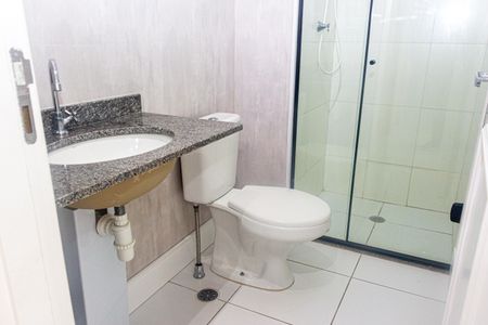 Apartamento para alugar com 34m², 2 quartos e 1 vaga Apartamento para alugar com 34m², 2 quartos e 1 vagaBanheiro