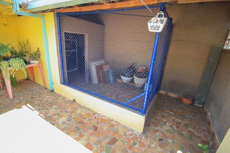 Casa à venda com 100m², 3 quartos e 2 vagas