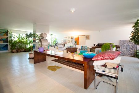 Apartamento à venda com 286m², 3 quartos e 3 vagas