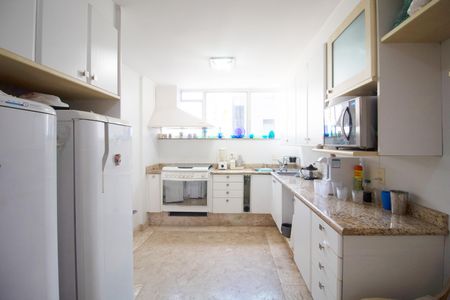 Apartamento à venda com 286m², 3 quartos e 3 vagas