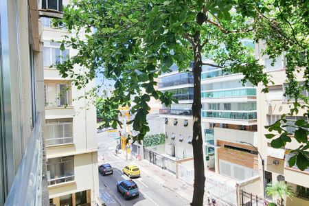 Apartamento para alugar com 121m², 3 quartos e 1 vagaVista 