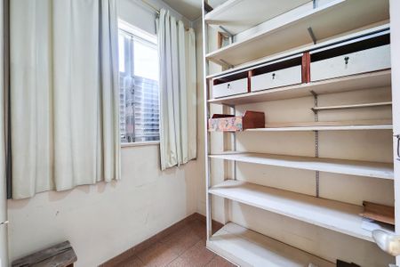 Apartamento para alugar com 121m², 3 quartos e 1 vagaQuarto de Serviço 