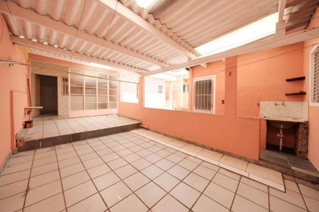 Casa à venda com 250m², 8 quartos e sem vagaÁrea de Serviço