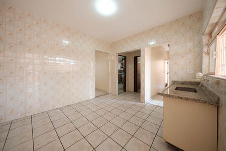 Casa à venda com 250m², 8 quartos e sem vagaCozinha