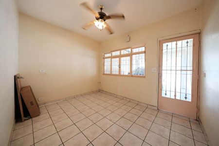 Sala de casa à venda com 8 quartos, 250m² em Jardim Penha, São Paulo