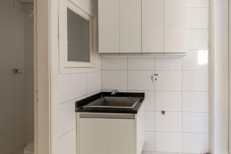 Casa à venda com 230m², 3 quartos e 2 vagas Casa à venda com 230m², 3 quartos e 2 vagasLavanderia