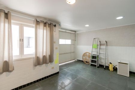 Casa à venda com 230m², 3 quartos e 2 vagas Casa à venda com 230m², 3 quartos e 2 vagasQuarto de Serviço