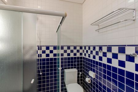 Casa à venda com 230m², 3 quartos e 2 vagas Casa à venda com 230m², 3 quartos e 2 vagasBanheiro da Suíte 1