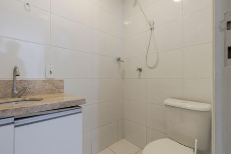 Casa à venda com 230m², 3 quartos e 2 vagas Casa à venda com 230m², 3 quartos e 2 vagasBanheiro de Serviço