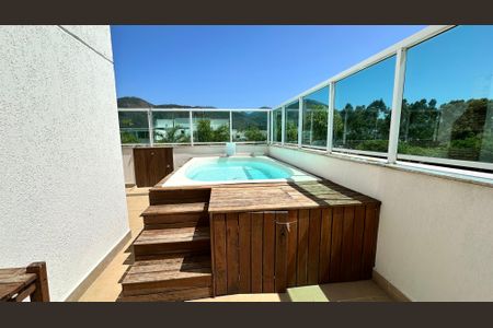 Apartamento à venda com 181m², 3 quartos e 2 vagasÁrea comum - Piscina