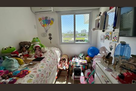 Apartamento à venda com 181m², 3 quartos e 2 vagasQuarto 1