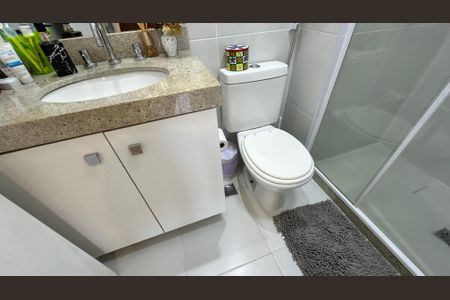 Apartamento à venda com 181m², 3 quartos e 2 vagasBanheiro Social