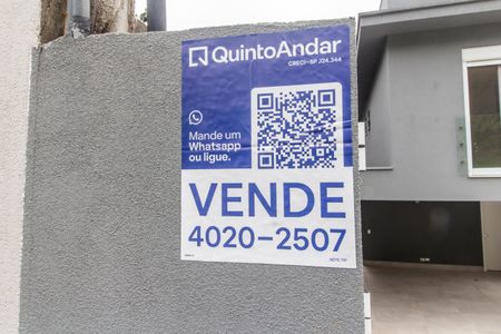 Casa de condomínio à venda com 570m², 4 quartos e 4 vagasPlaca