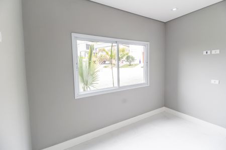 Casa de condomínio à venda com 570m², 4 quartos e 4 vagasEscritório