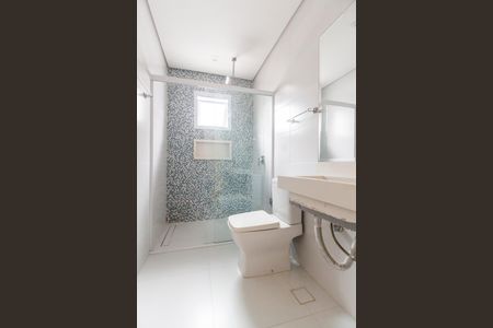 Casa de condomínio à venda com 570m², 4 quartos e 4 vagasBanheiro da Suíte 4