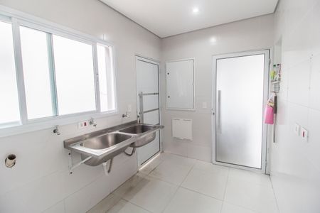 Casa de condomínio à venda com 570m², 4 quartos e 4 vagasÁrea de Serviço