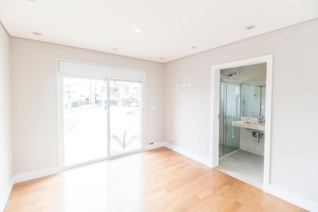 Casa de condomínio à venda com 570m², 4 quartos e 4 vagasSuíte 4