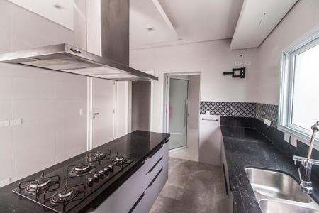 Casa de condomínio à venda com 570m², 4 quartos e 4 vagasCozinha
