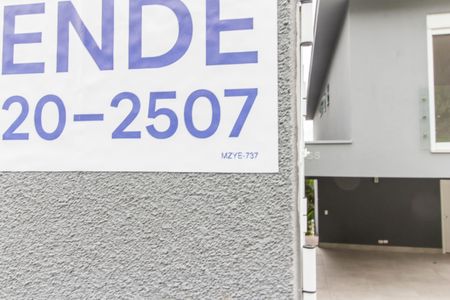 Casa de condomínio à venda com 570m², 4 quartos e 4 vagasPlaca