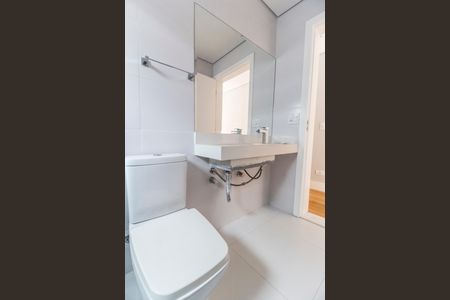 Casa de condomínio à venda com 570m², 4 quartos e 4 vagasBanheiro da Suíte 4