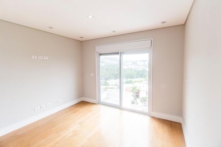 Casa de condomínio à venda com 570m², 4 quartos e 4 vagasSuíte 3