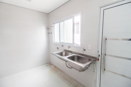 Casa de condomínio à venda com 570m², 4 quartos e 4 vagasÁrea de Serviço