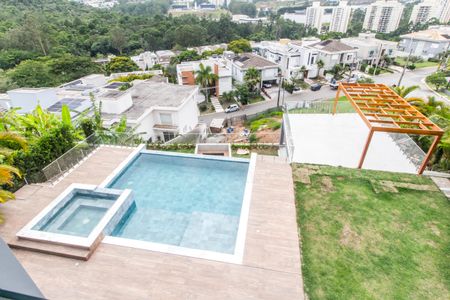 Casa de condomínio à venda com 570m², 4 quartos e 4 vagasVista da Suíte
